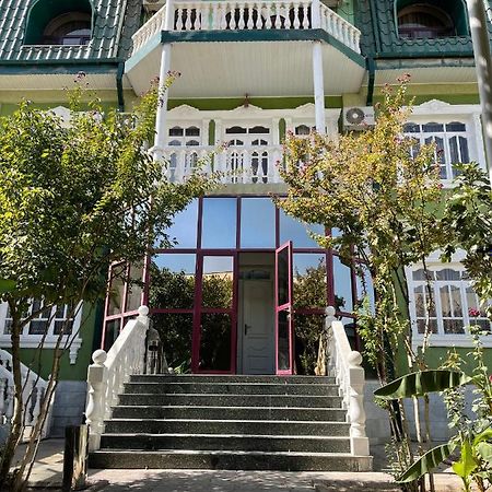 Hello Dushanbe Guest House Exteriör bild
